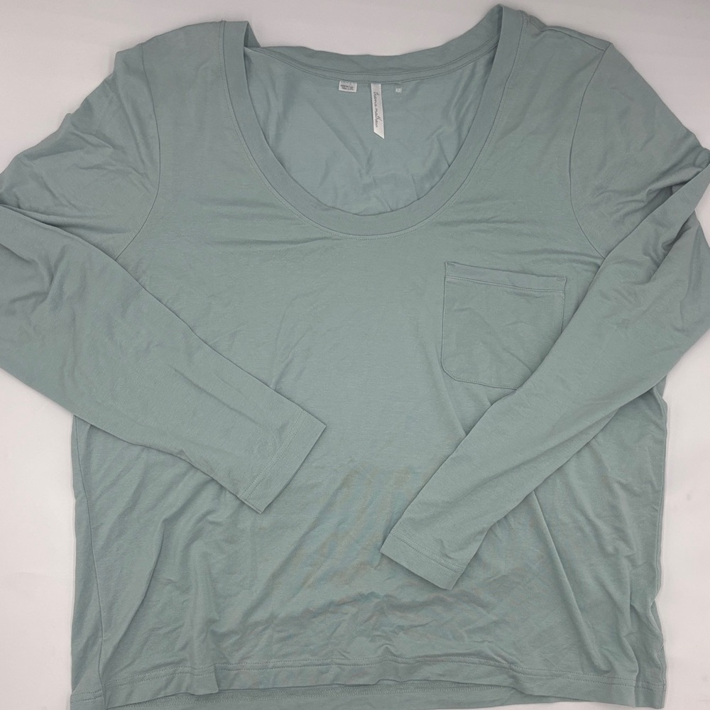 Travis Mathew Long Sleeve T-Shirt